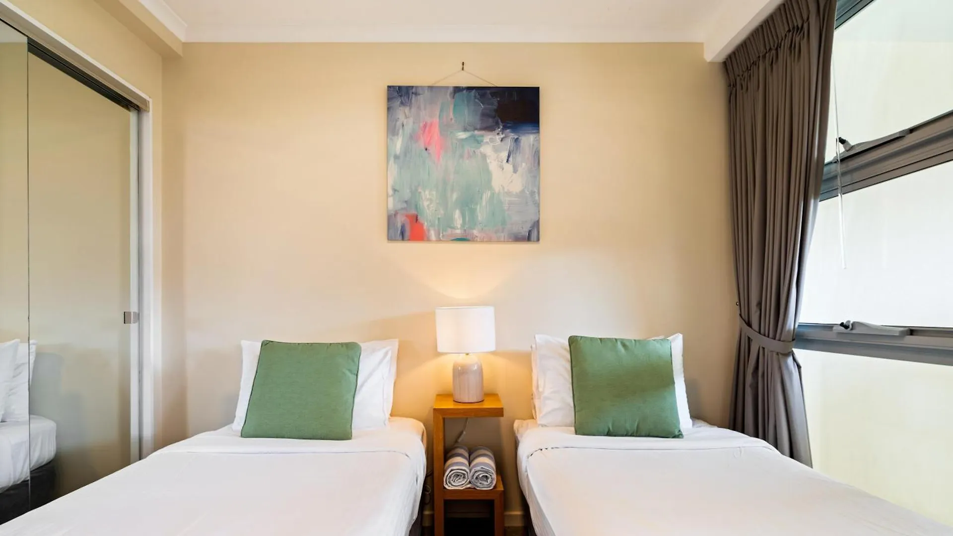 Apartament Coastal Bliss - 3Br Unit Overlooking Kings Beach Caloundra