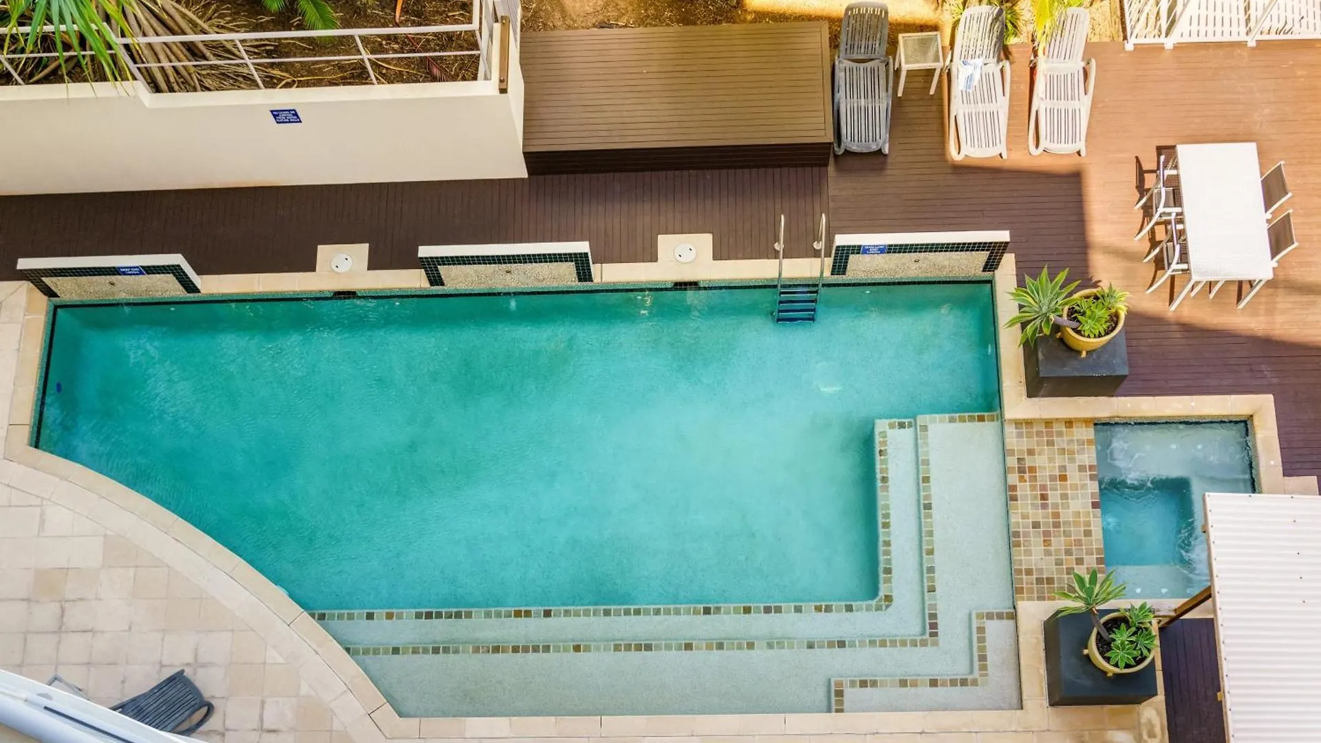 Coastal Bliss - 3Br Unit Overlooking Kings Beach 칼론드라